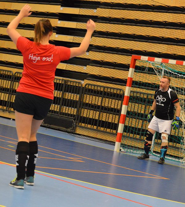 Fotboll musikhjälpen