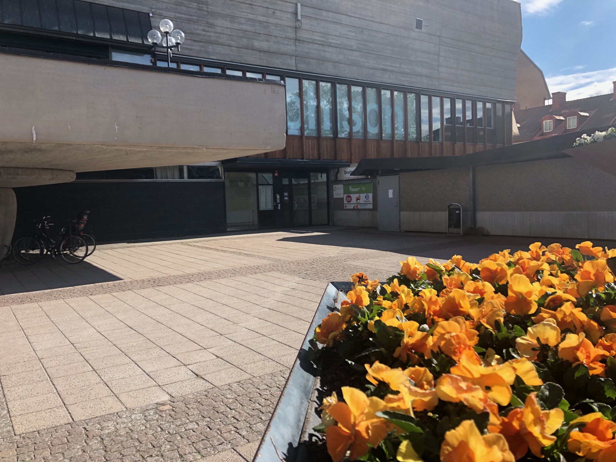 Entré till lokalen från Krämartorget.